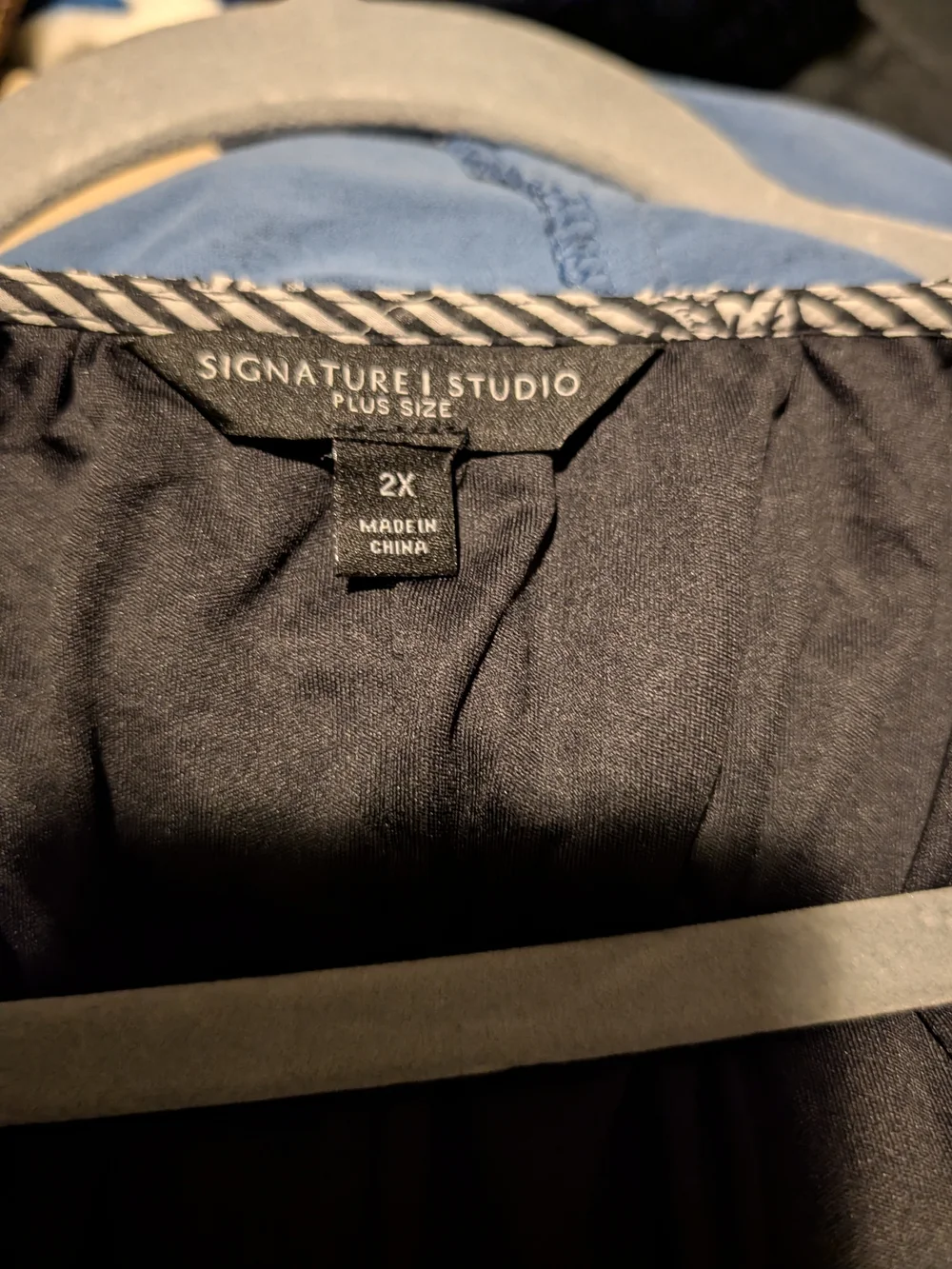 Signature Studio black lace